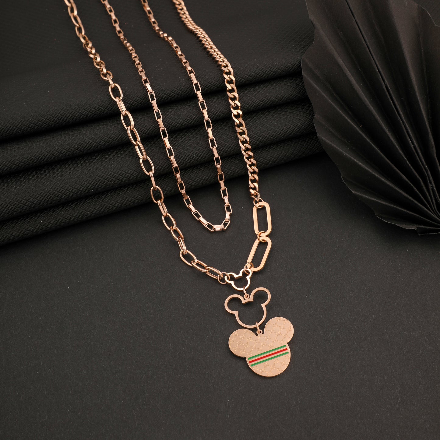 TEDDY ROSEGOLD NECKLACE