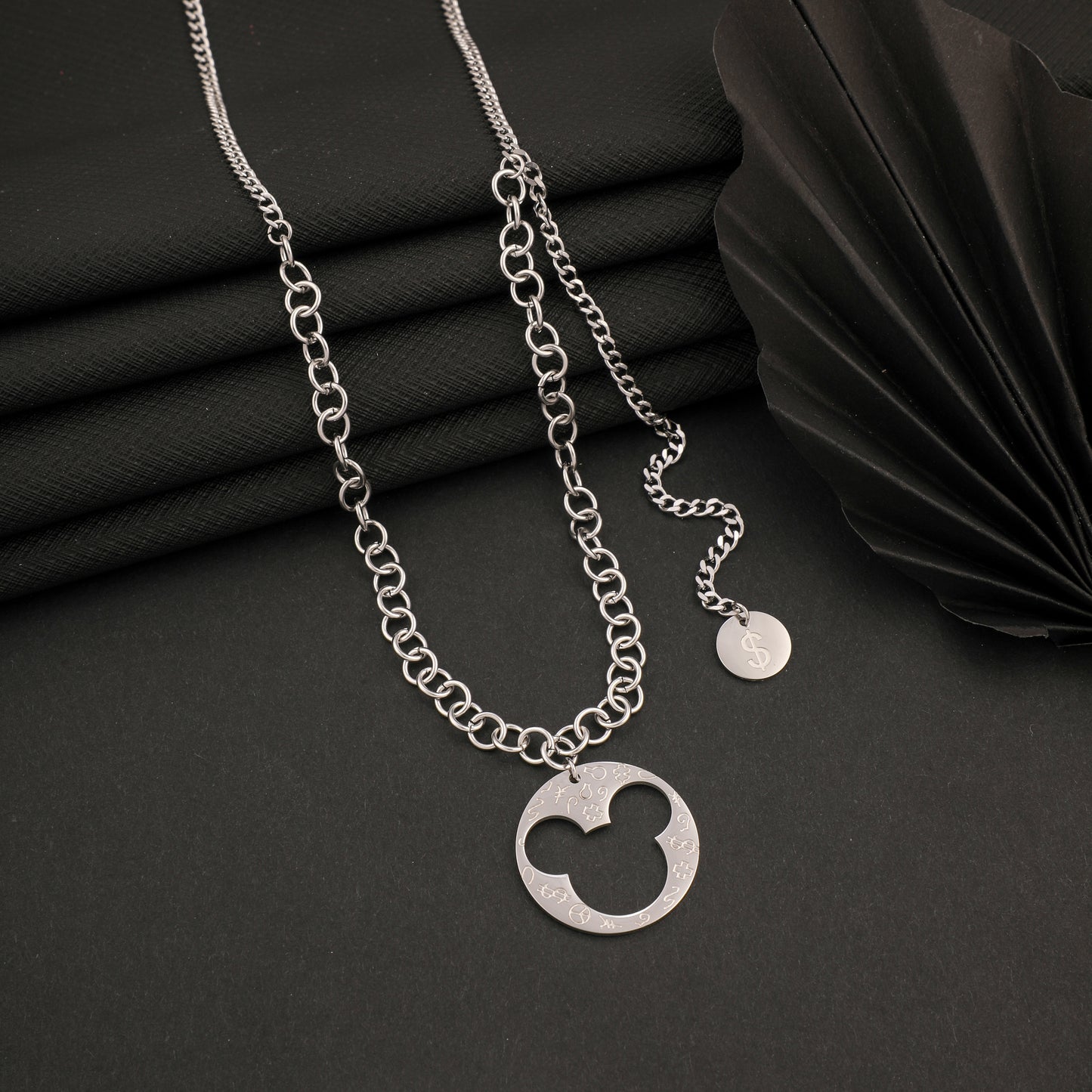 DIVIDER SILVER NECKLACE