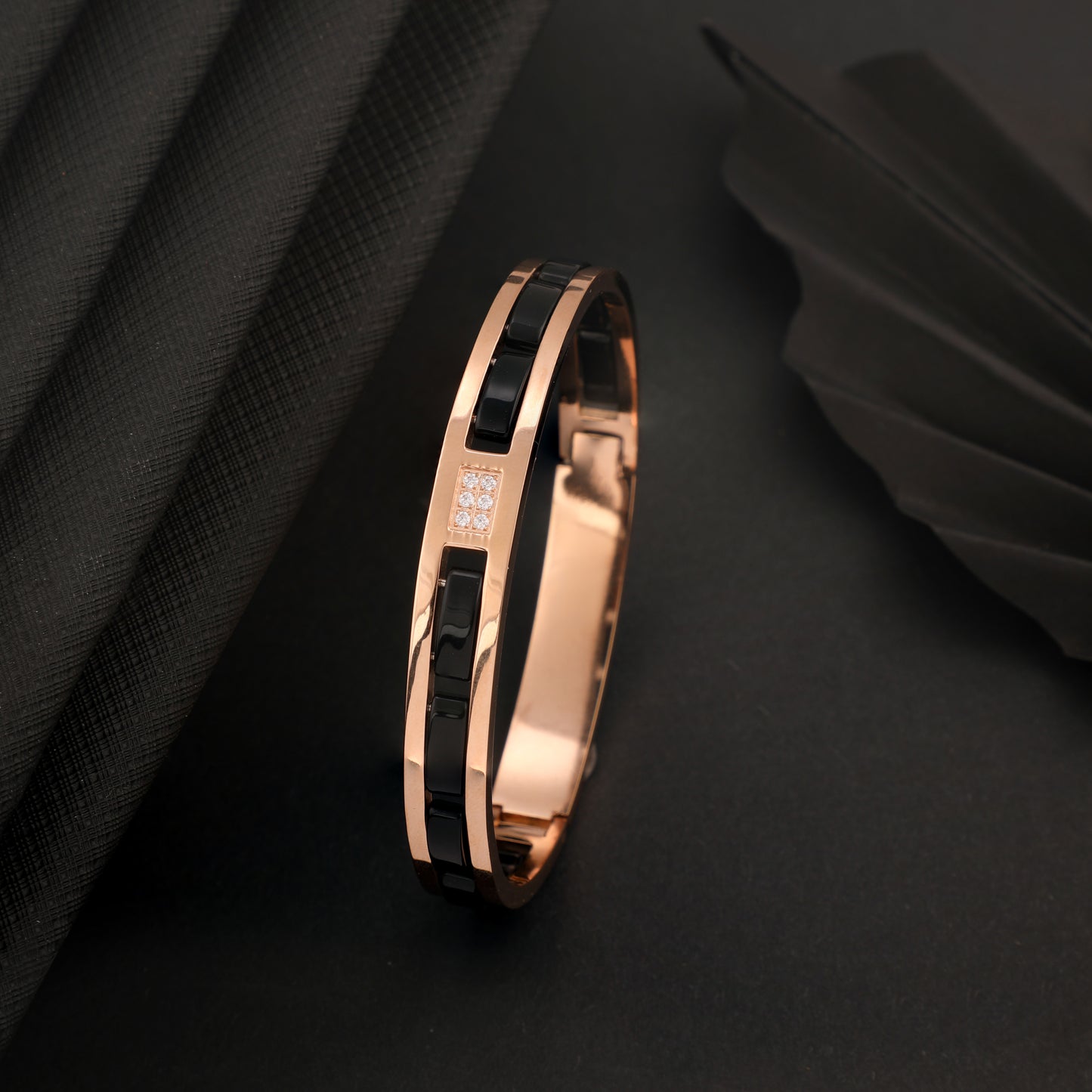 SIGMA ROSEGOLD KADA WITH DIAMOND