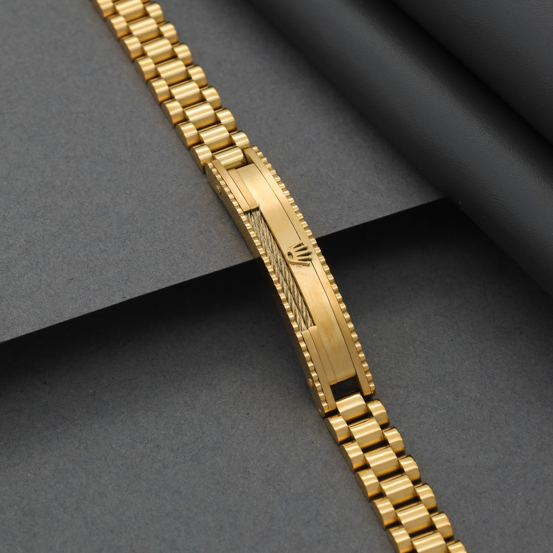 Luxuries gold Bracelet
