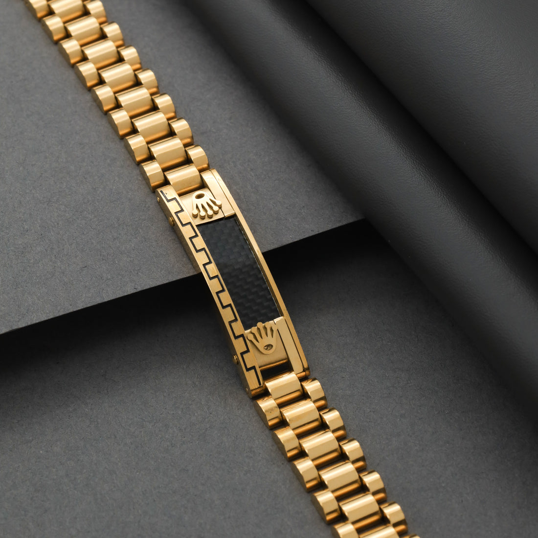 Luxuries gold Bracelet