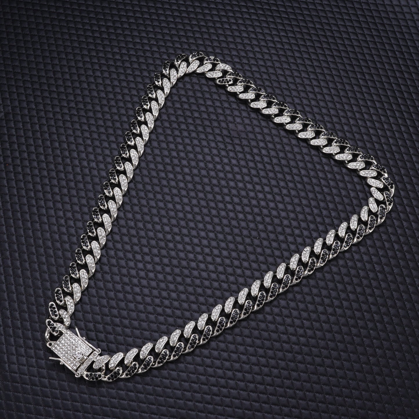 SIGNATURE DIAMOND BLACK SILVER CUBAN CHAIN NECKLACE