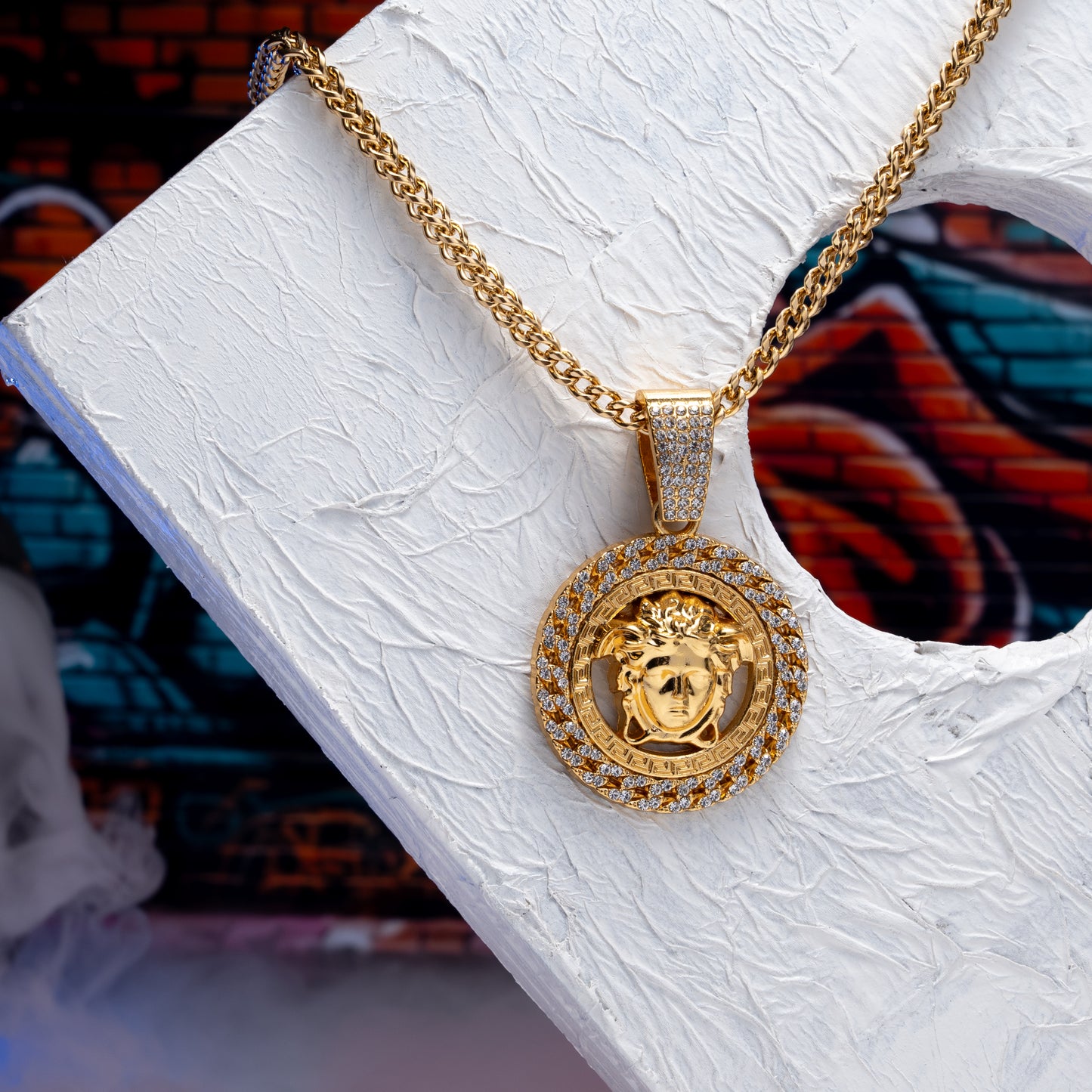 Glorious Queen Gold chain With Diamond Pedant GPCP033
