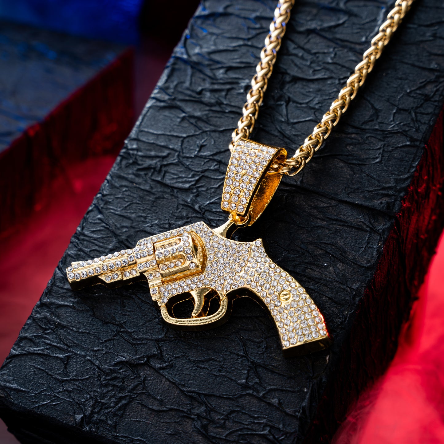 Revolver Diamond Pendent With Gold Chain