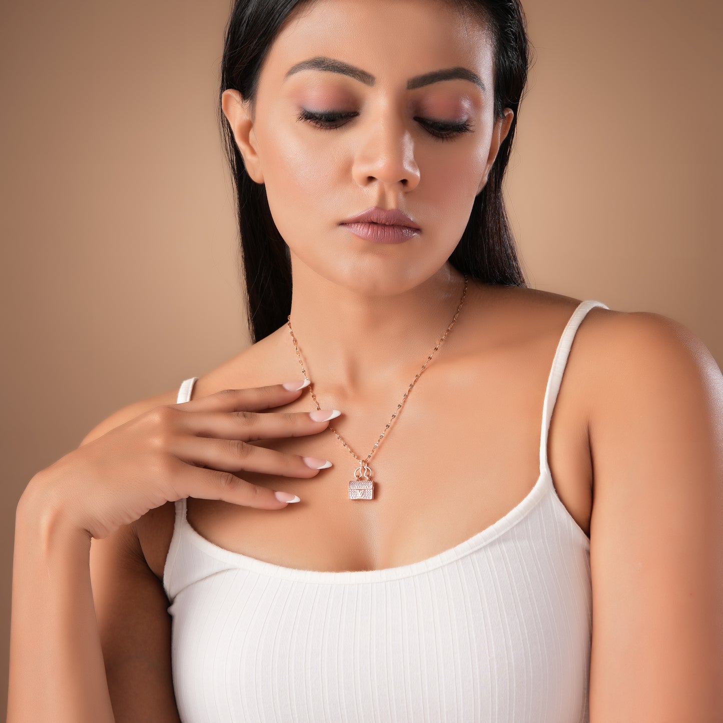 HOBO ROSEGOLD NECKLACE