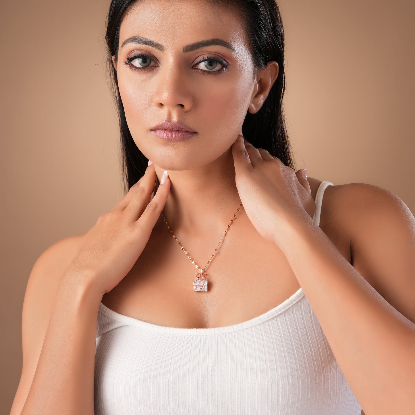 HOBO ROSEGOLD NECKLACE