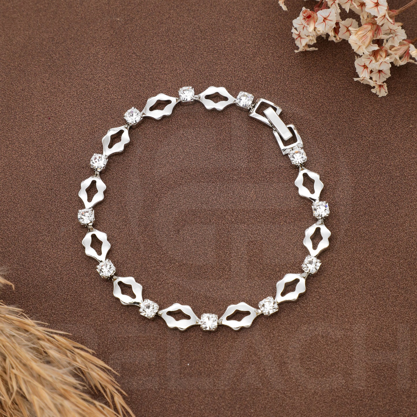 SILVER PLATED LUXURIES DIAMOND BRACELATE SPDB011