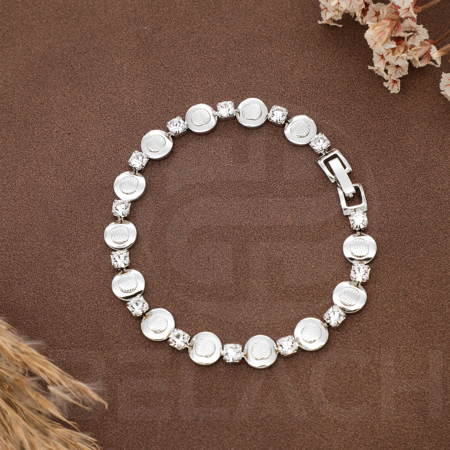 SILVER PLATED LUXURIES DIAMOND BRACELATE SPDB015