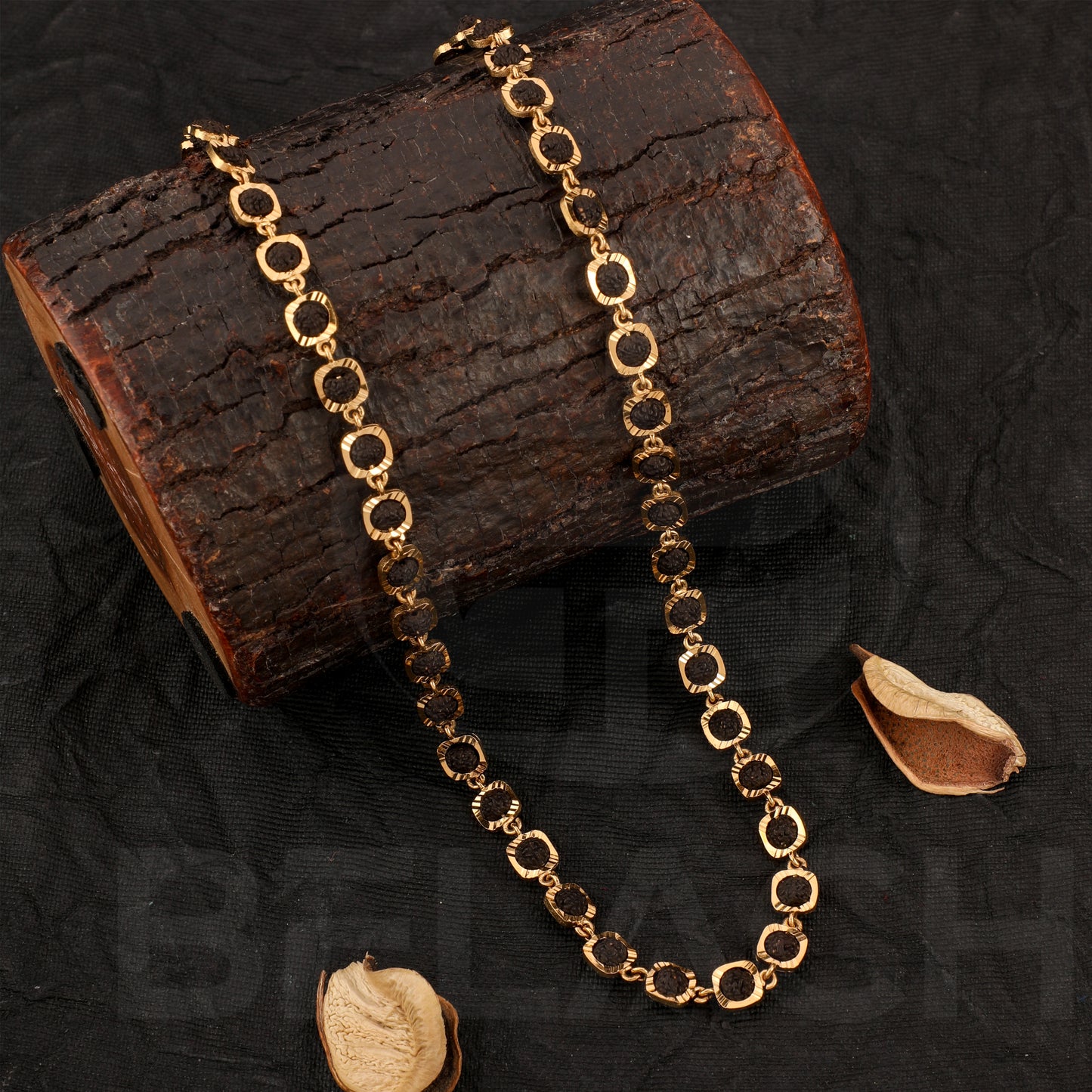 GOLD COLOUR CLAPPING RUDRAKSHA MALA GPRM002