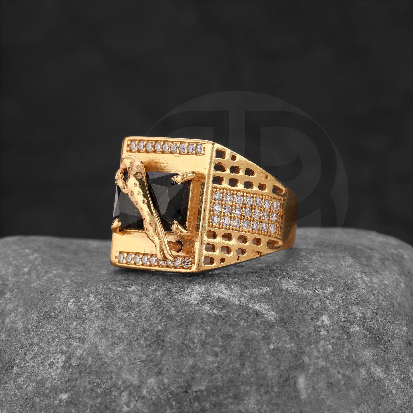 GOLD PLATED BLACK STONE RING GPSR037