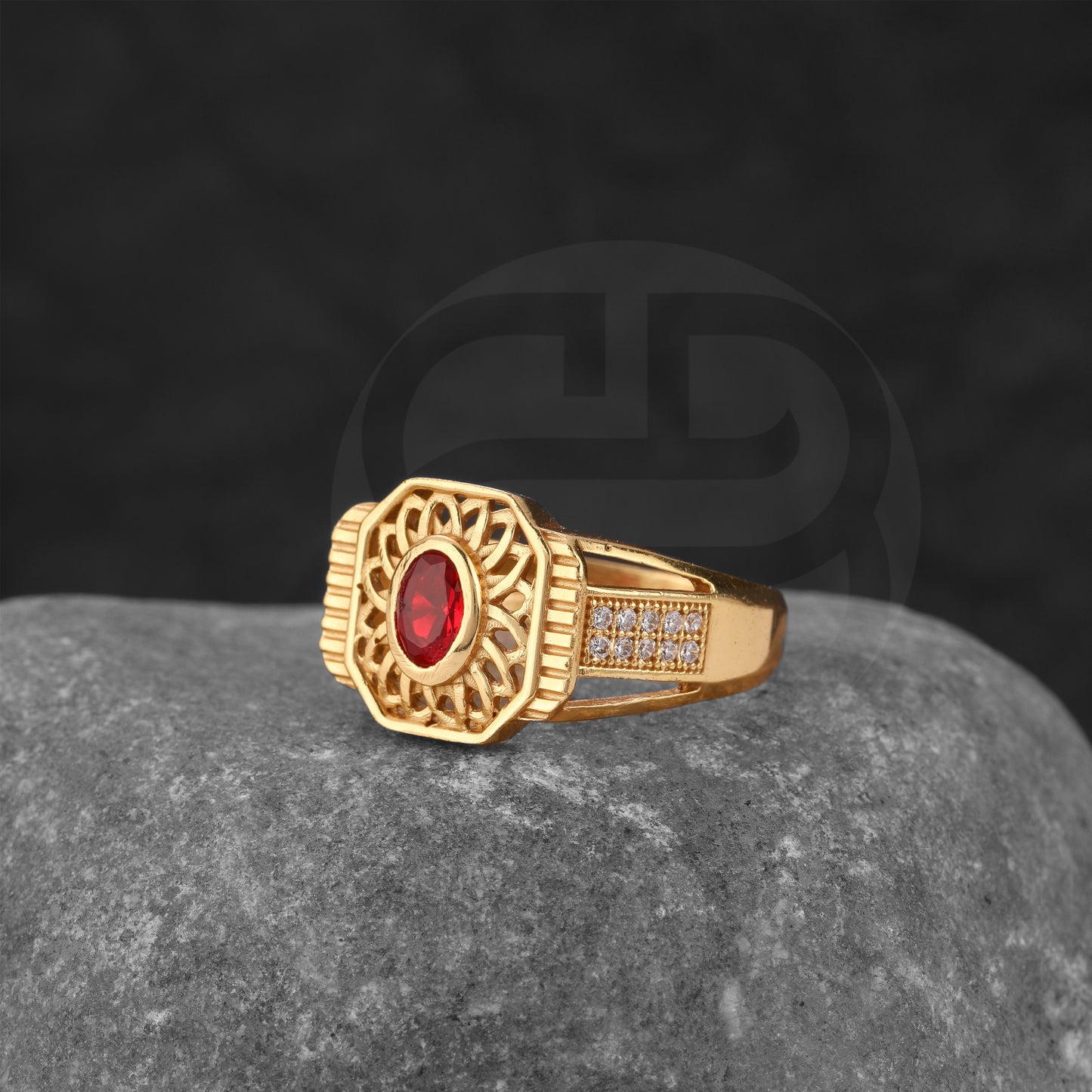 GOLD PLATED RED STONE RING GPSR031