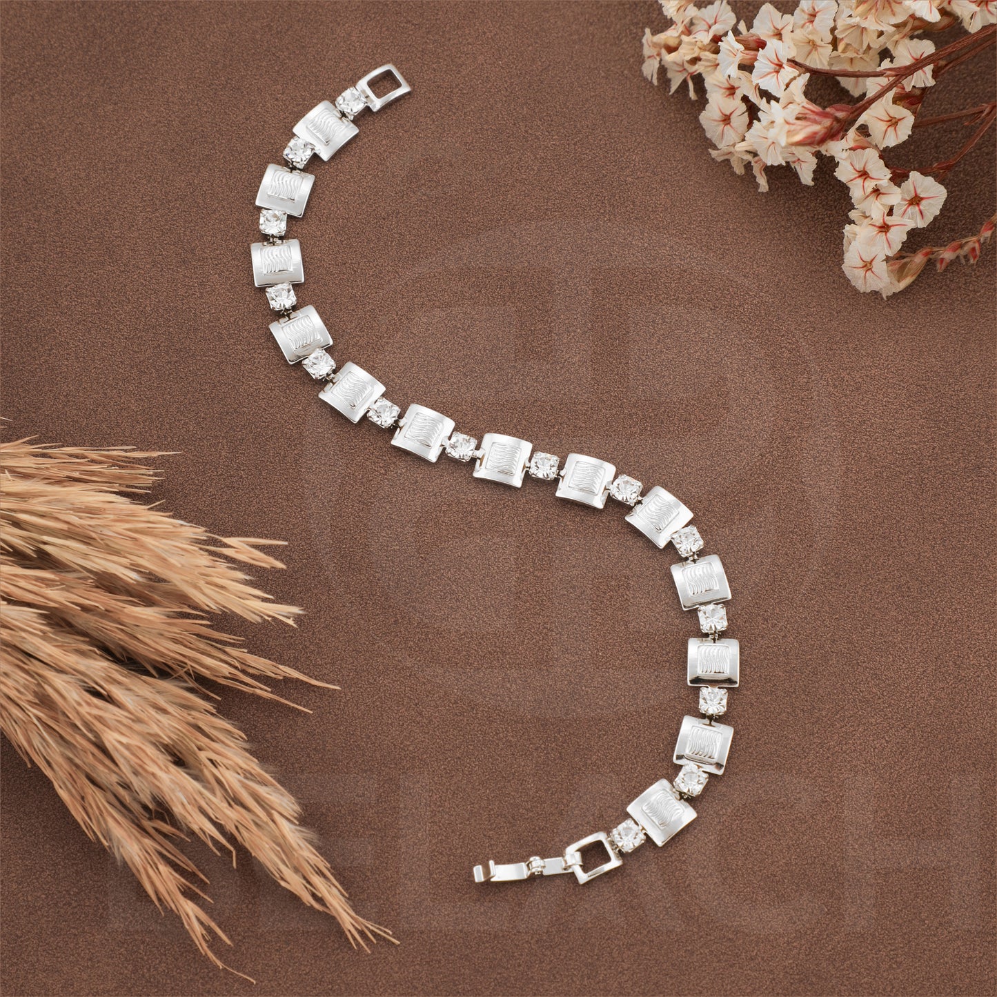 SILVER PLATED LUXURIES DIAMOND BRACELATE SPDB008