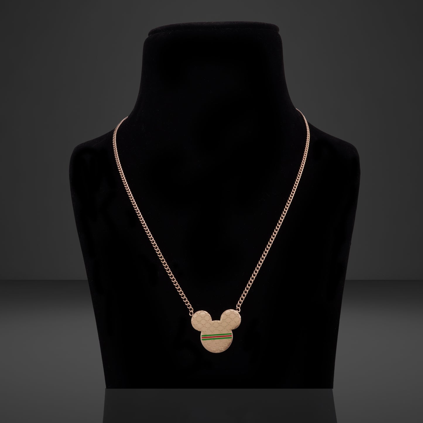 STUART ROSEGOLD NECKLACE