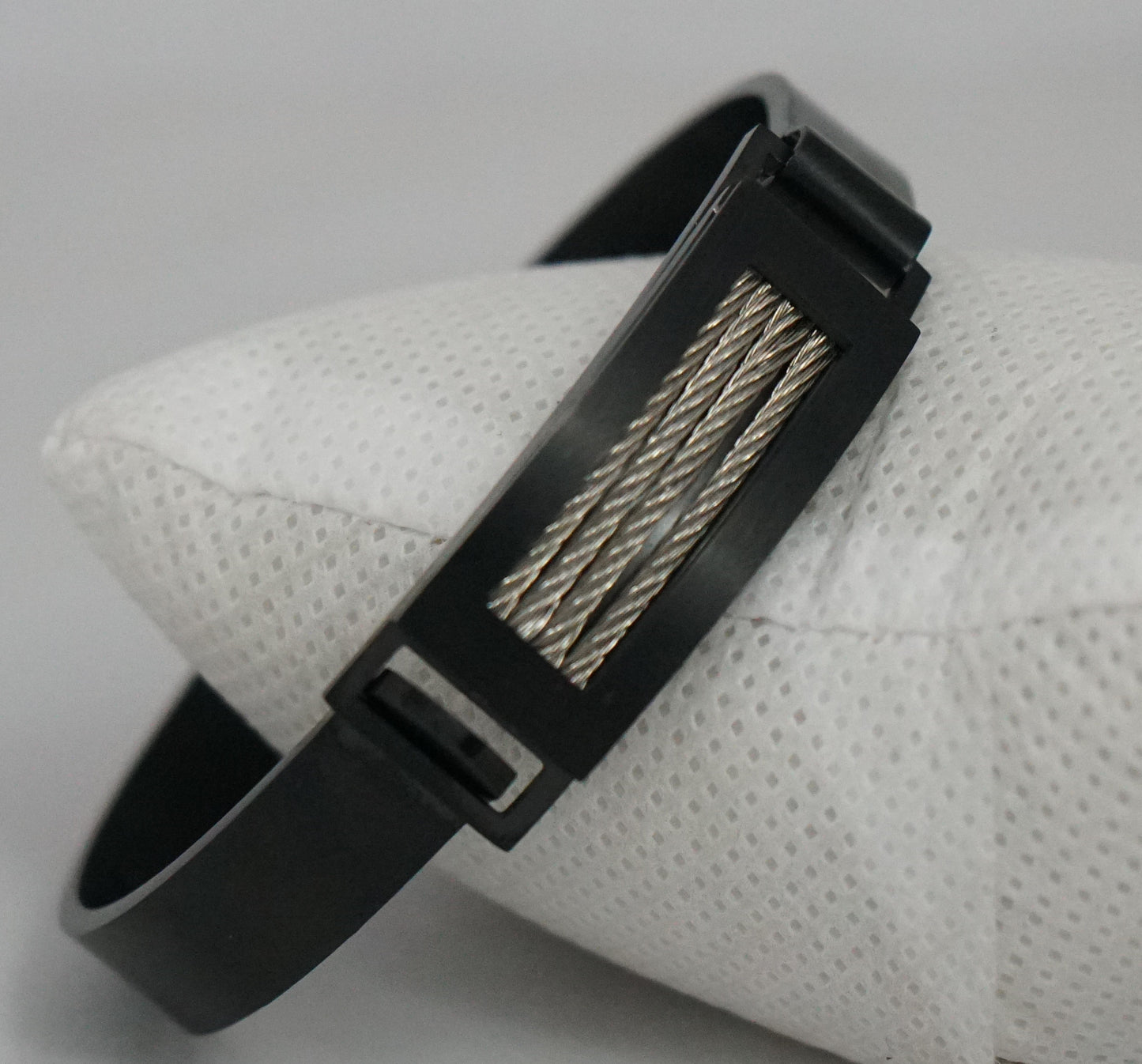 SPARK BLACK KADA