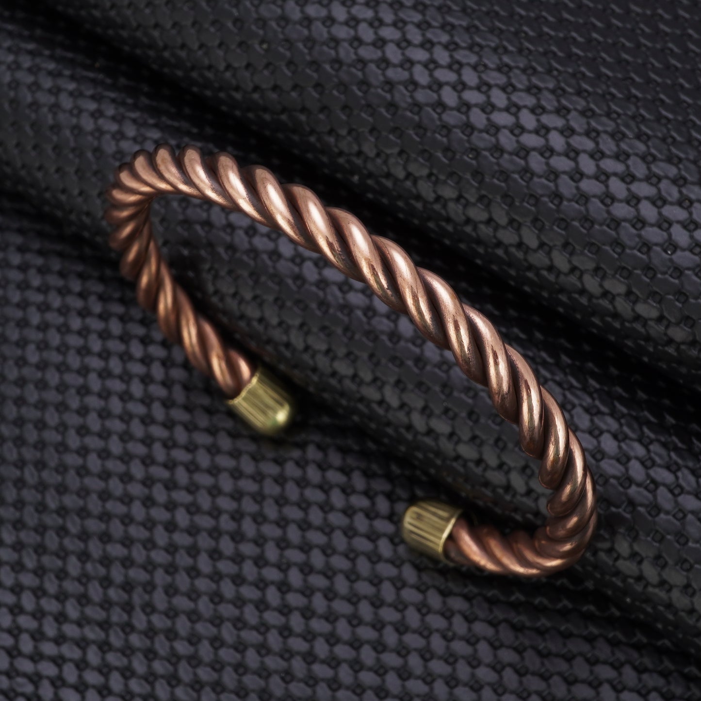 GOLDEN CAPE SINGLE TONE TWISTER ROPE HEALING COPPER KADA