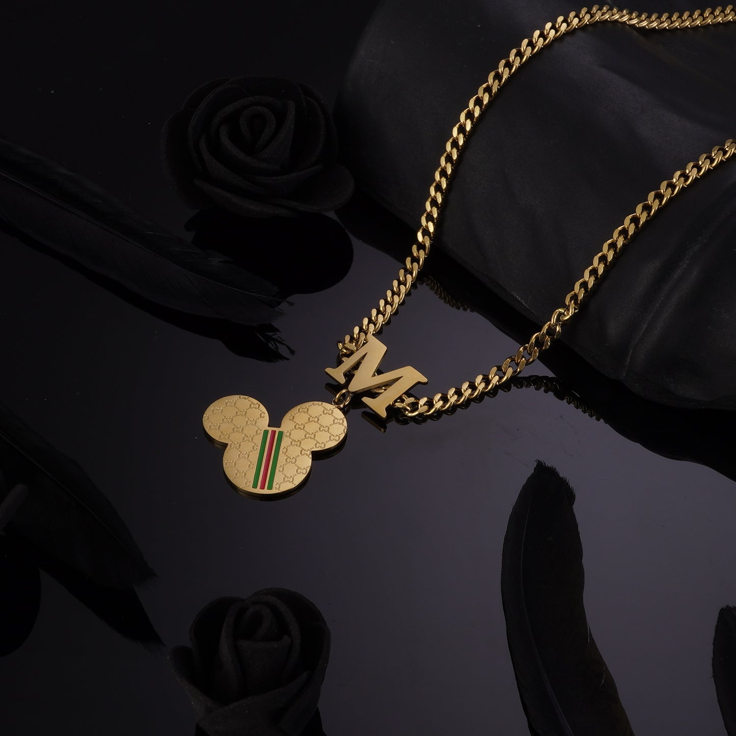 M PEDANT GOLD NECKLACE