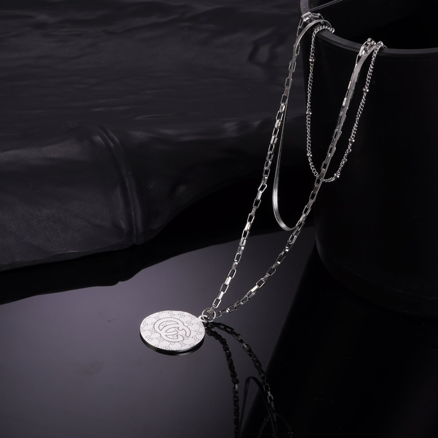 CG PEDANT SILVER NECKLACE