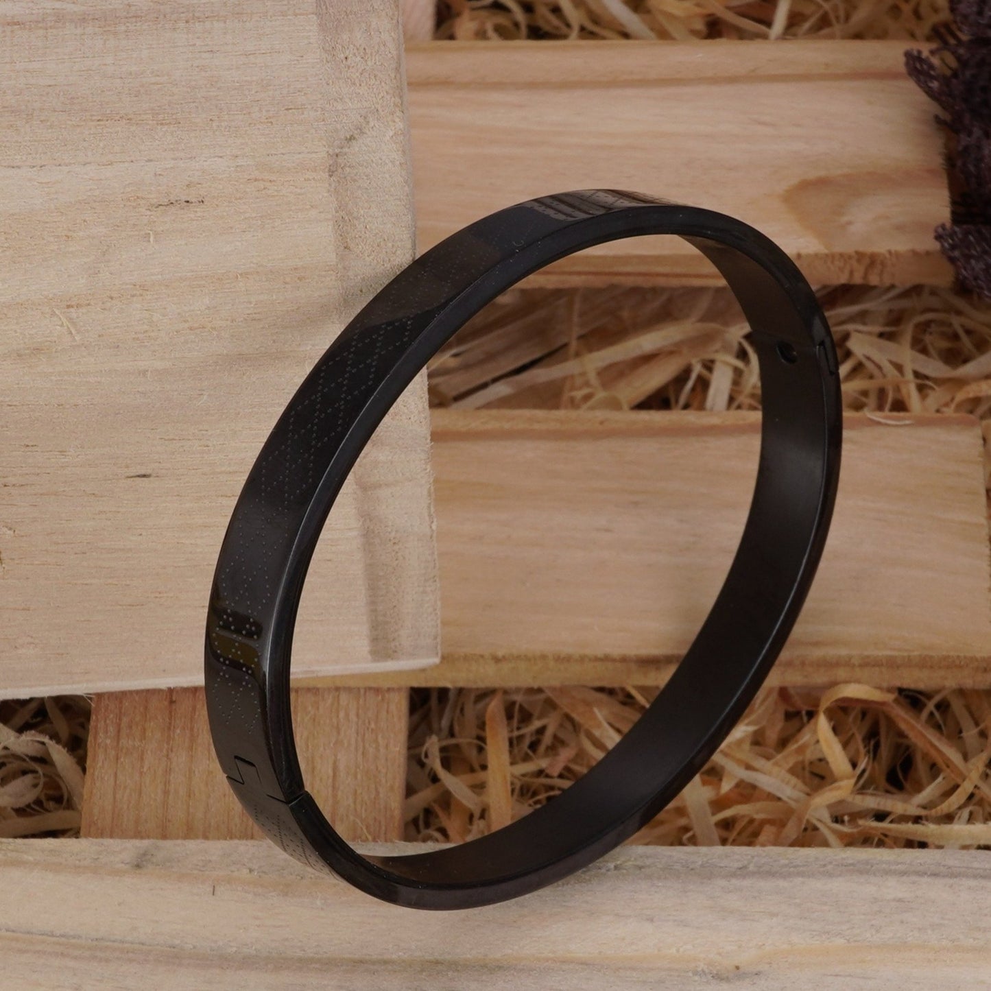 CROSSCROWN BLACK PREMIUM KADA