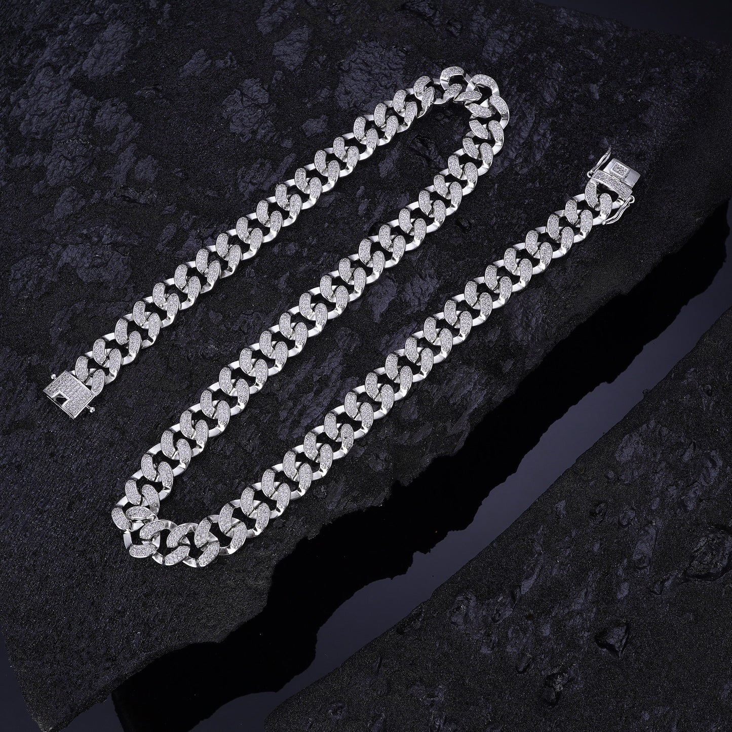 GODFATHER DIAMOND SILVER CUBAN CHAIN NECKLACE