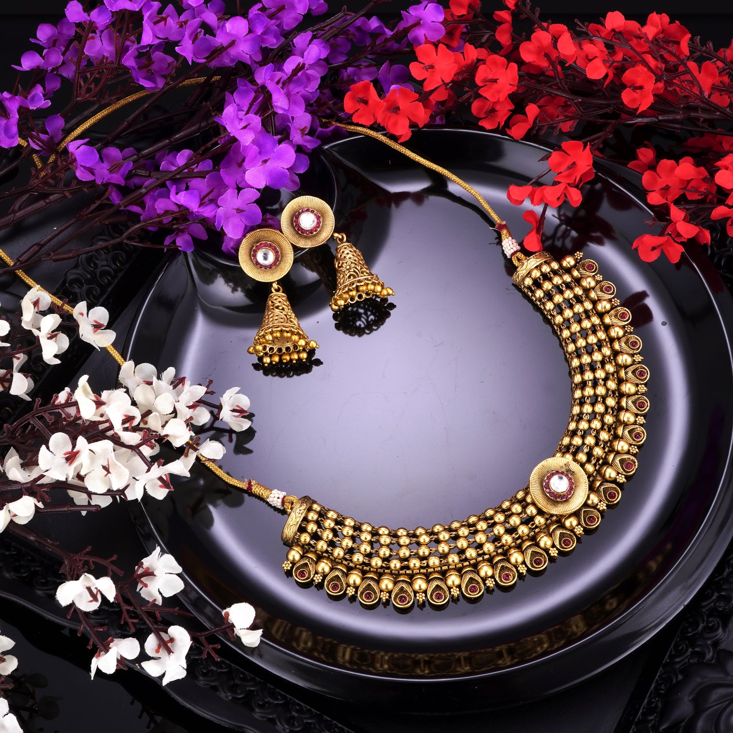 SPLENDID MAROON STONE BRIDAL JEWELLERY