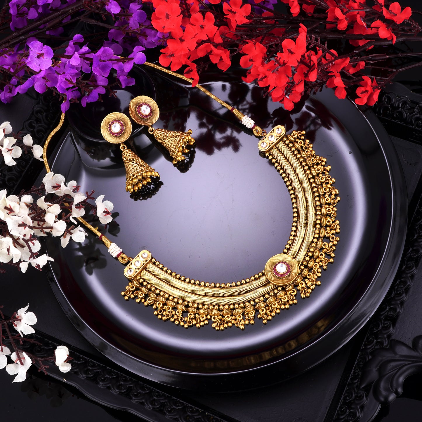 DAZZLING MAROON WHITE STONE BRIDAL JEWELLERY