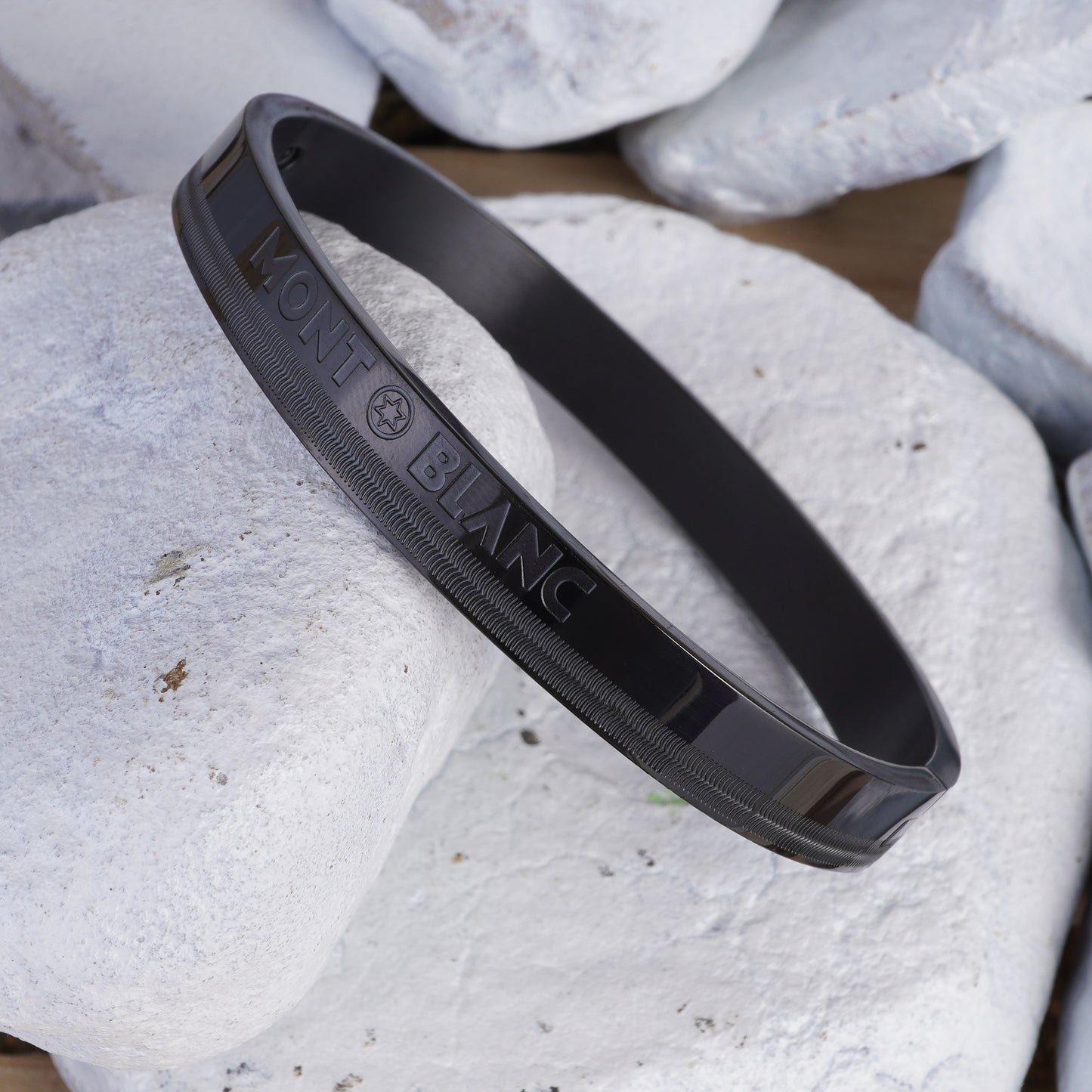 MOONSTAR BLACK LUXURIES KADA