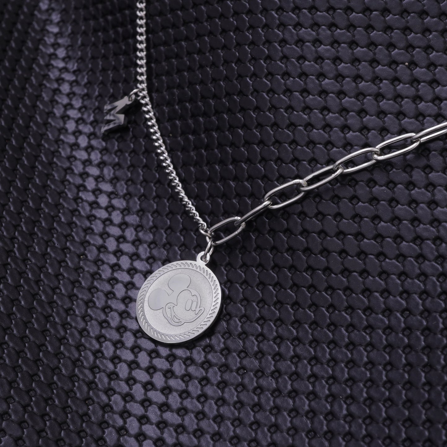 MINNIE SILVER NECKLACE