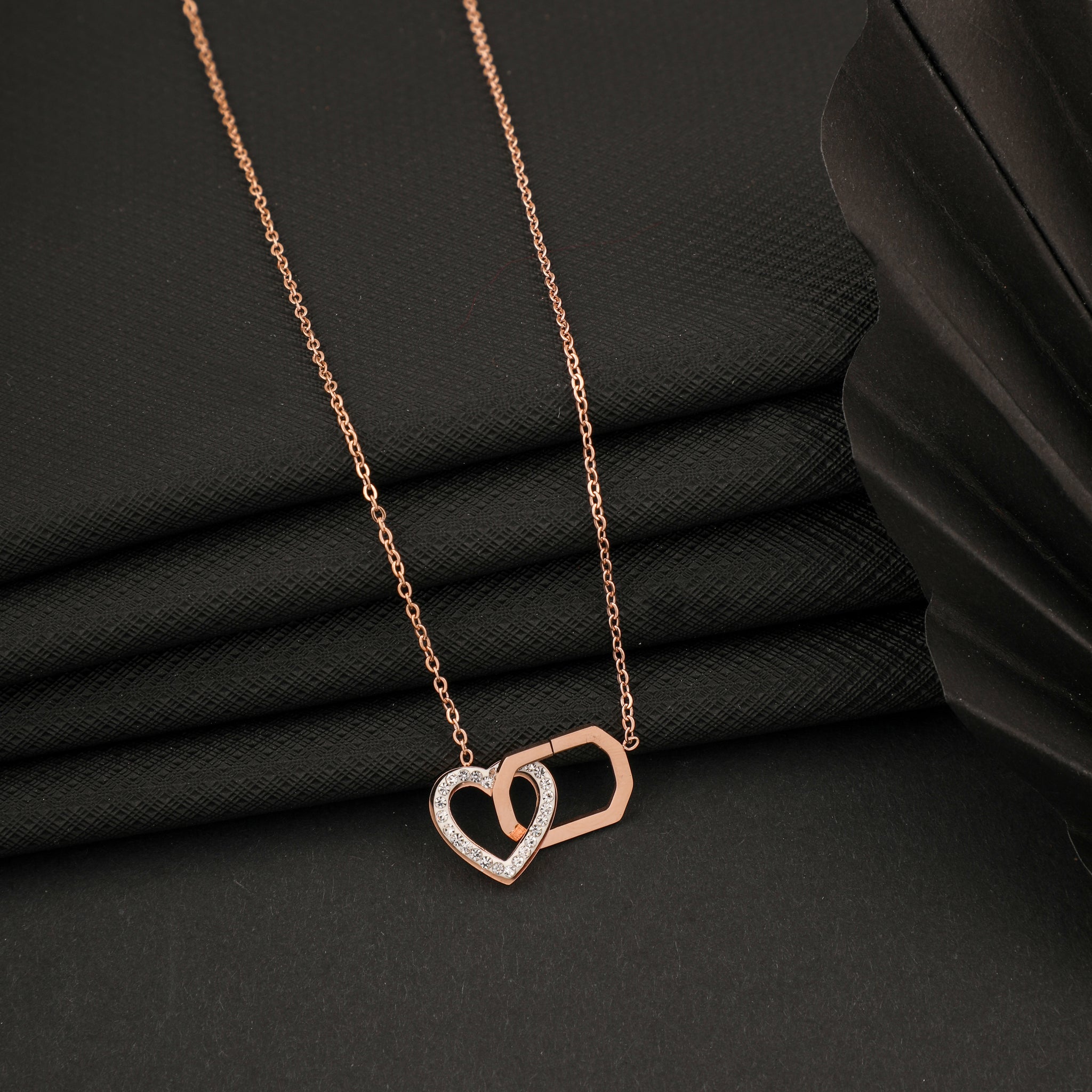 Octagone Heart Rosegold Necklace