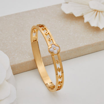 Comet Gold White Kada