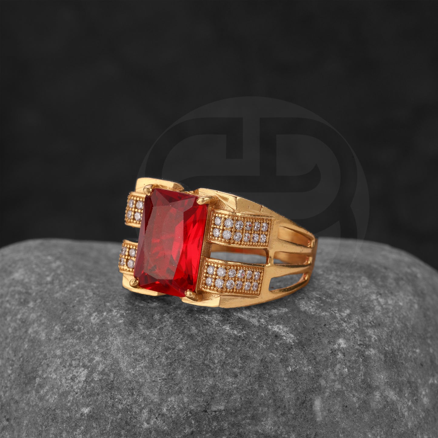 GOLD PLATED RED STONE RING GPSR032
