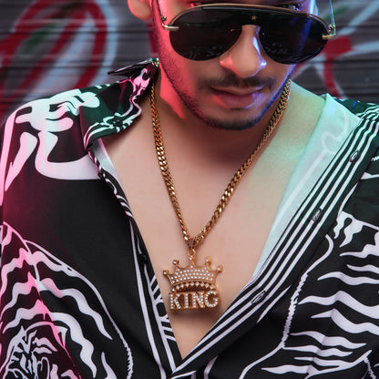 King Of Town Gold chain With Diamond Pedant