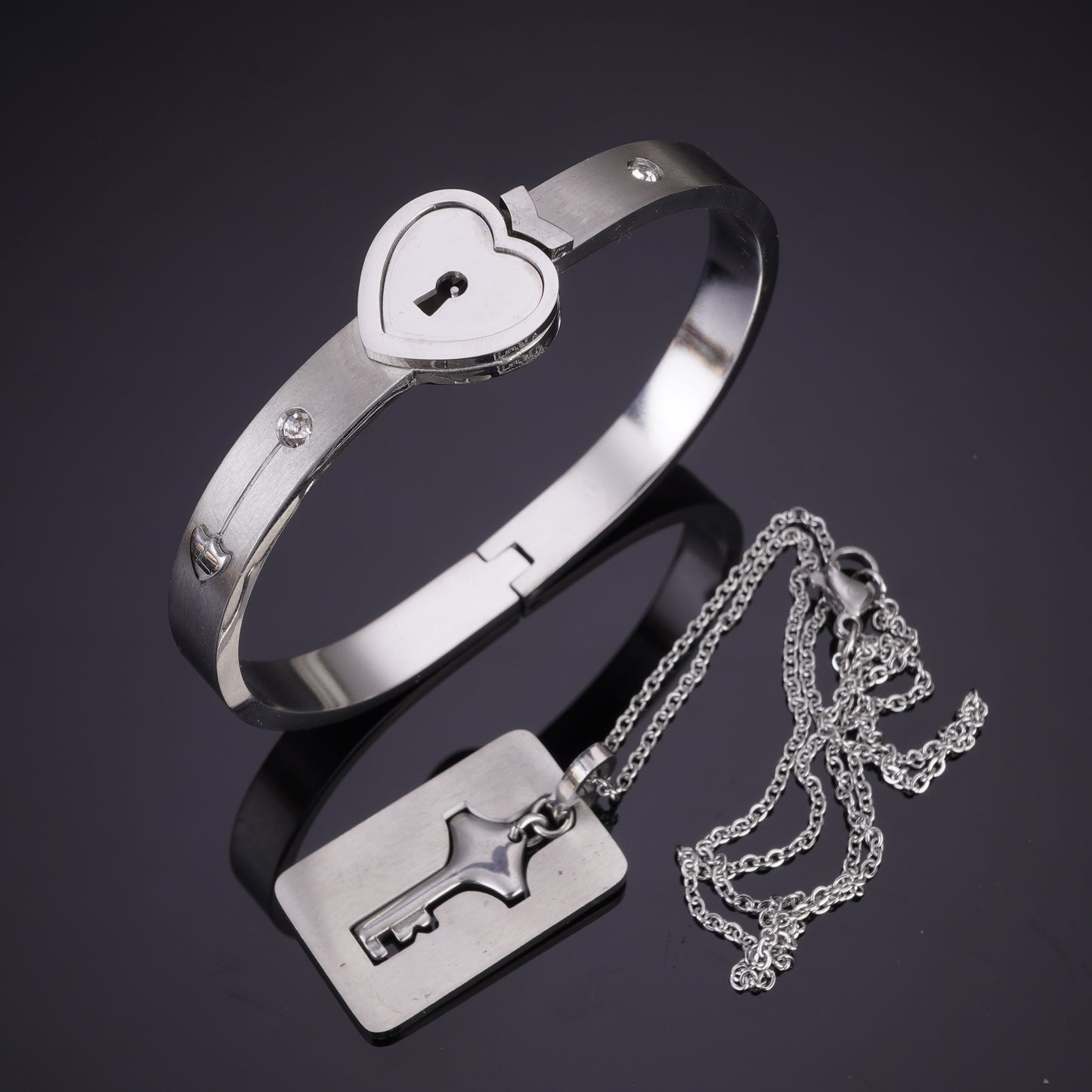 Lock And Key Silver Breclet And Necklace Combo