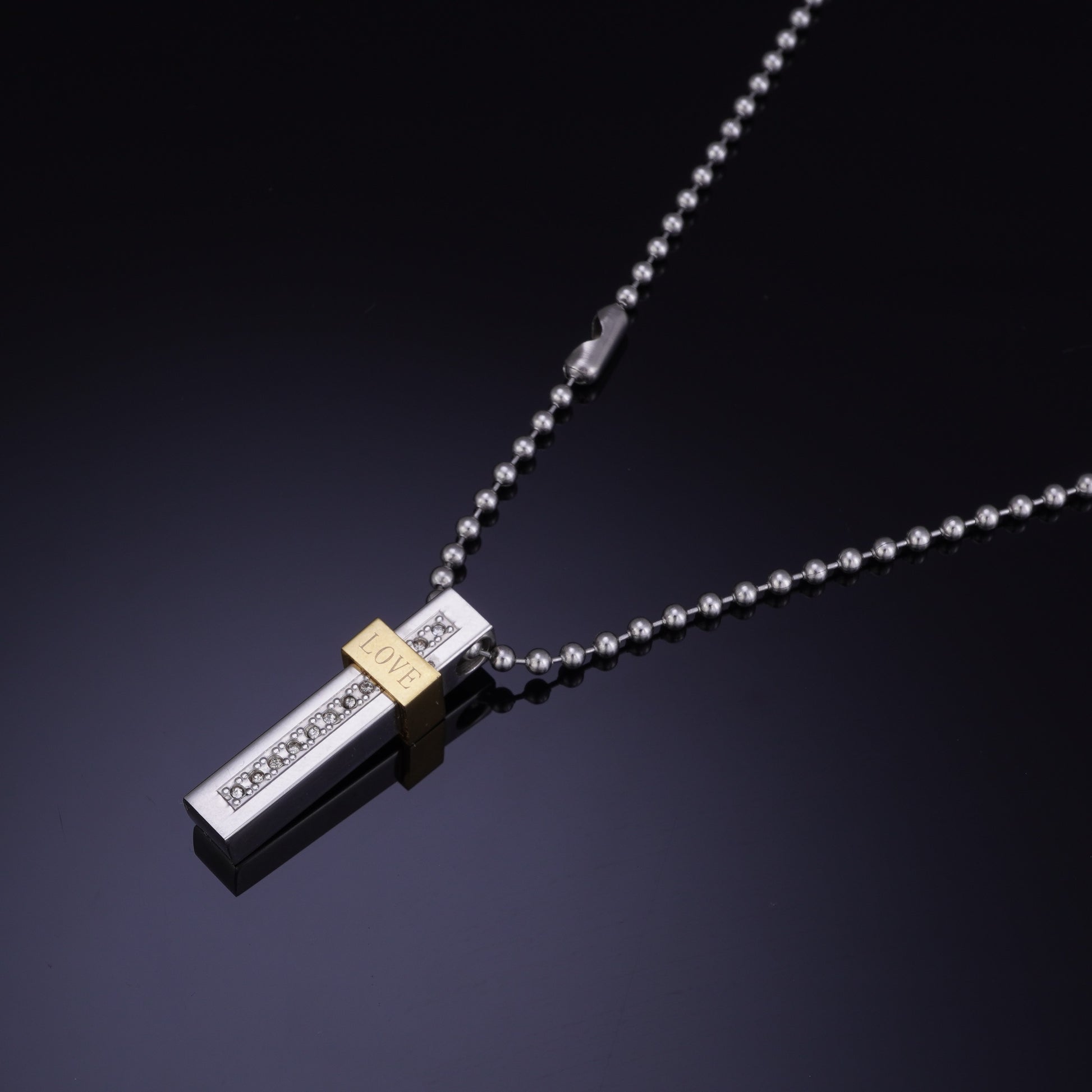 Cuboid Silver Pedant Necklace