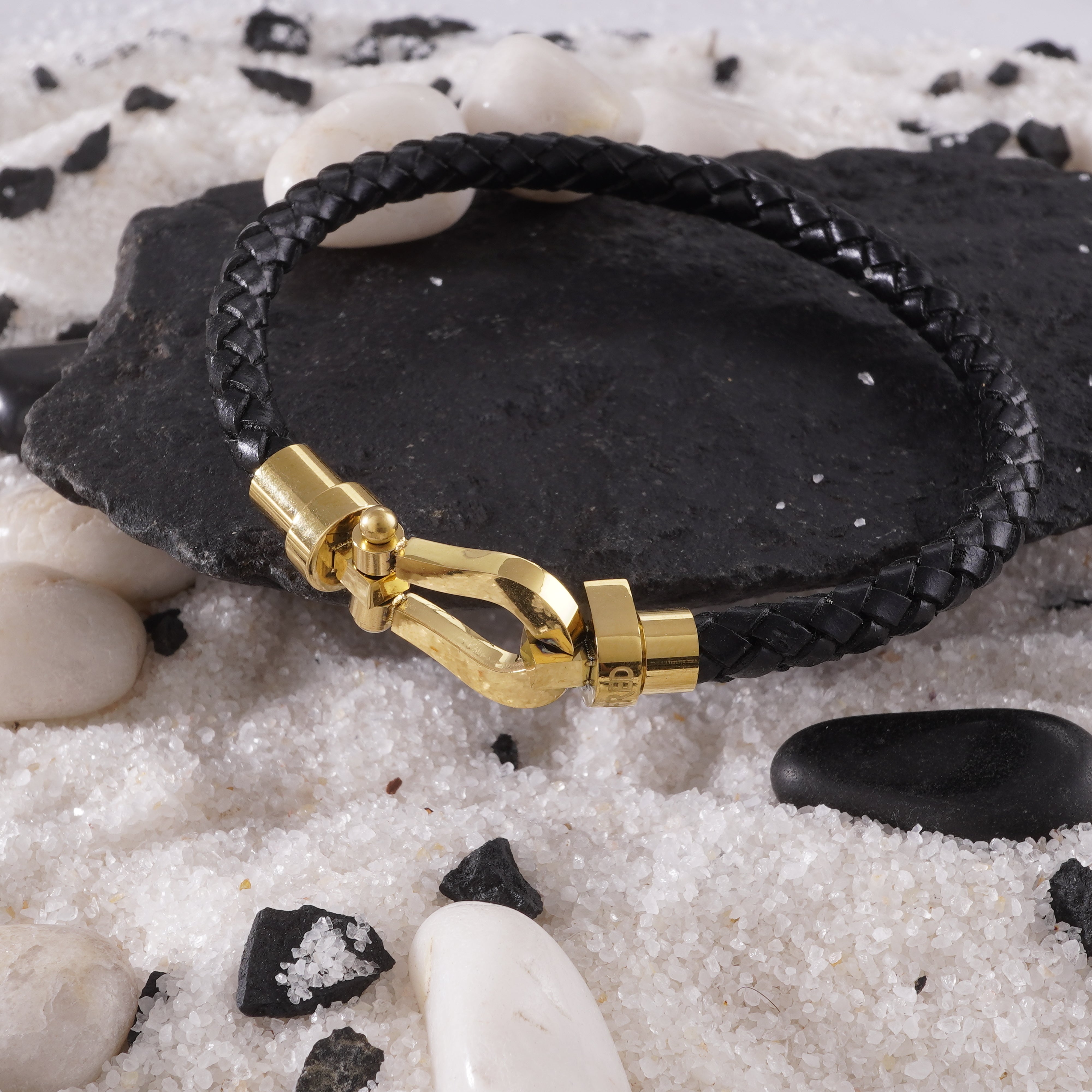 Buy Leather Bracelet For Men At CaratLane - Stylish & Masculine Designs