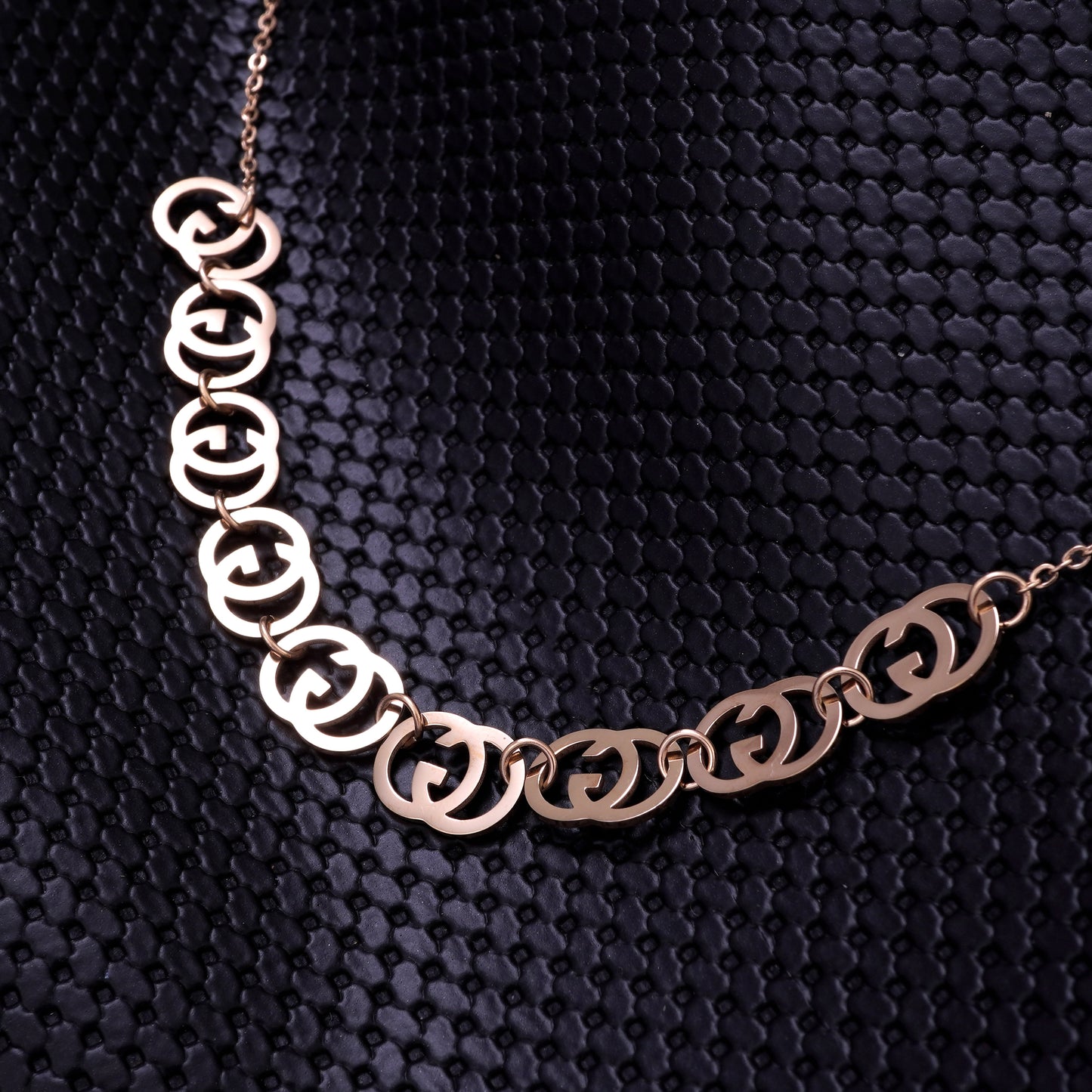 Lotus Rosegold Necklace
