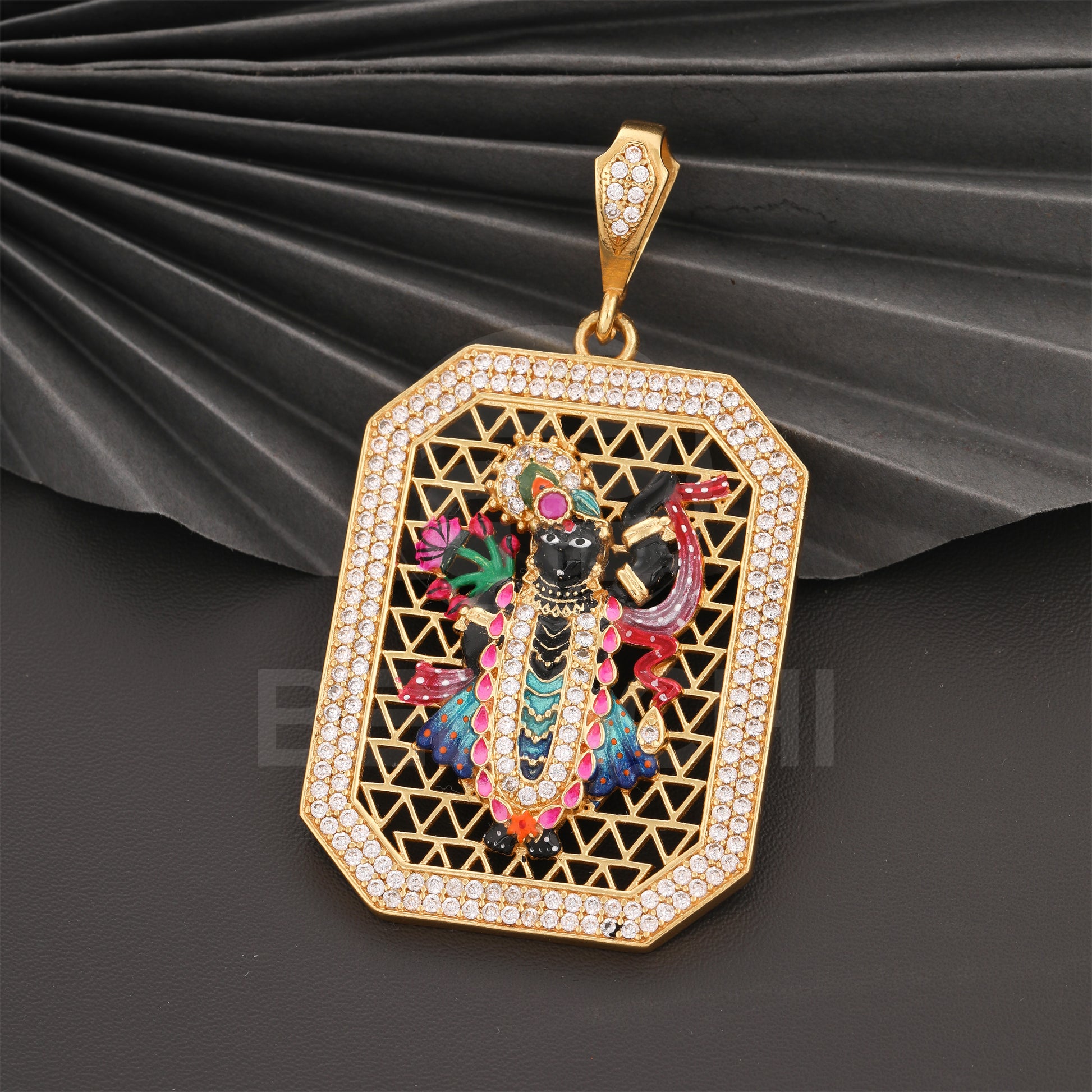 Gold Plated Premium Pendant With Diamond